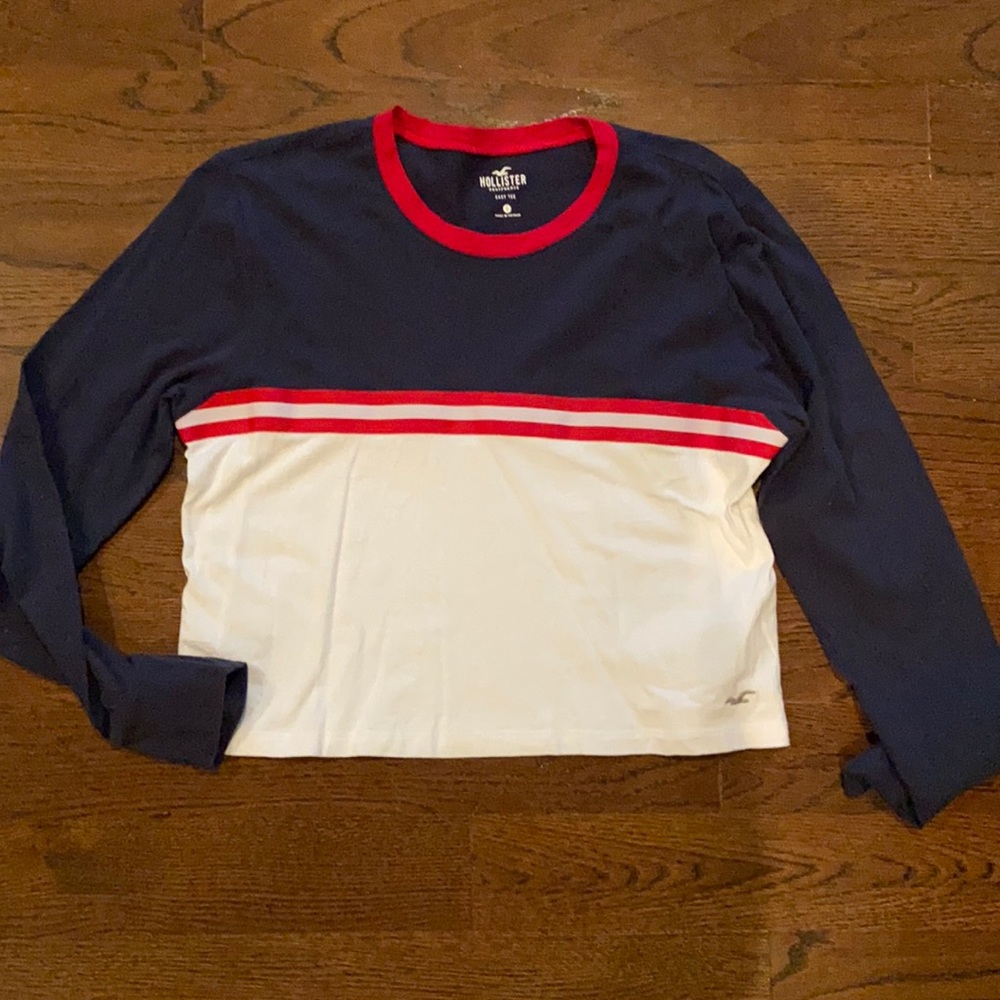 Perfect for Fall - Cropped long sleeve